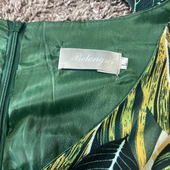 Tropical Leaf Print Casual Dress - Picture 3 of 4